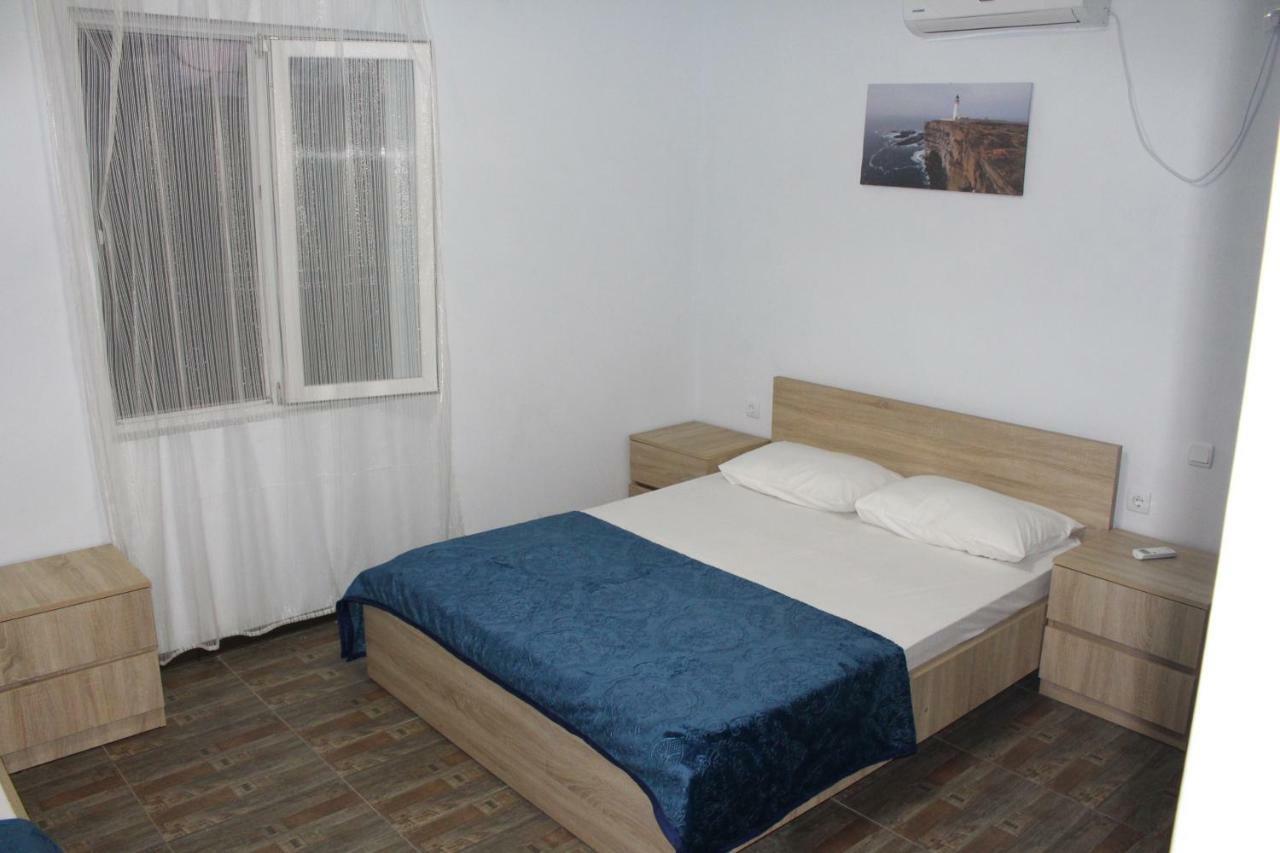 Hotel Sunrise In Уреки Экстерьер фото